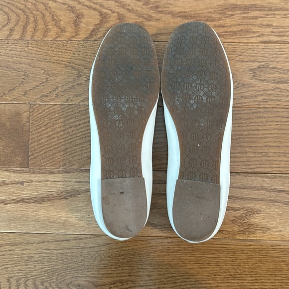 Lilly Pulitzer white leather ballet flats. Vintage - Picture 4 of 5